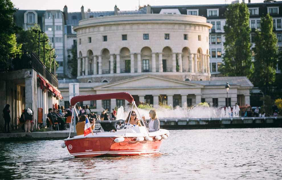 La Rotonde Ledoux sur le bassin de la Villette